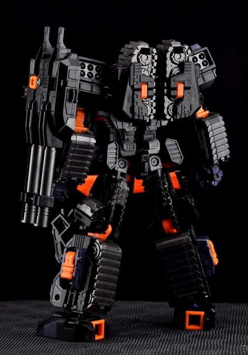 MakeToys MB01 C Paladin Chaos Images Showcase The Fallen Action Figure Image (1c) (4 of 9)